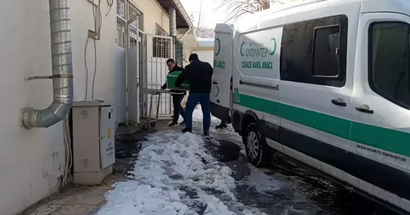 Tartıştığı komşusunu öldürdü