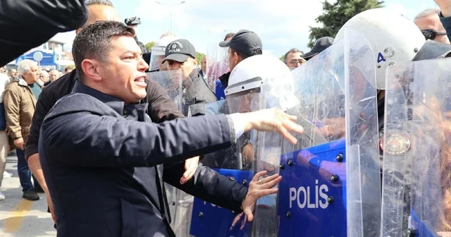 Polise saldırdığı öne sürülen belediye başkanına hakaret suçundan para ceza Muğla Haberleri