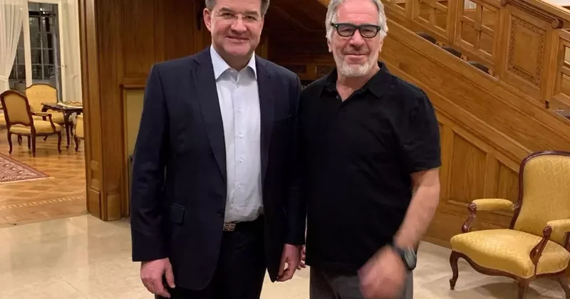 Slovak Diplomat Lajcak Epstein Belgeleri Üzerine İstifa Etti