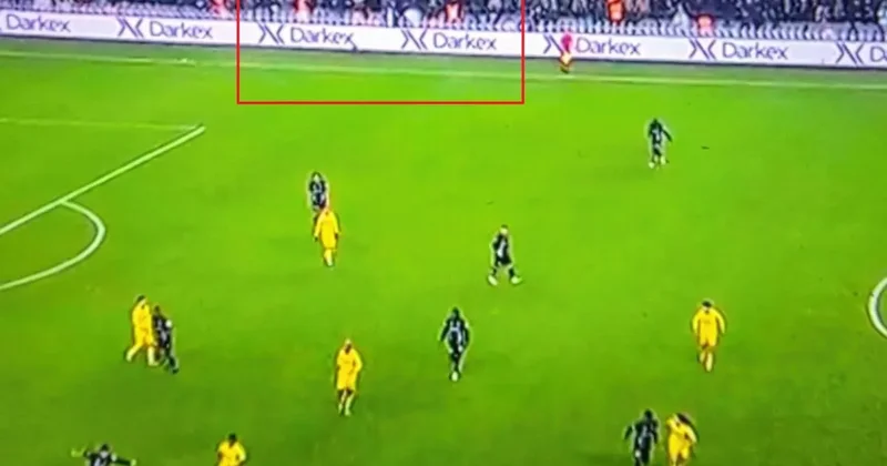 Gündüz 500 milyon dolarına el konulan baronun Kocaeli F.Bahçe maçında garip reklamı Sözcü Gazetesi