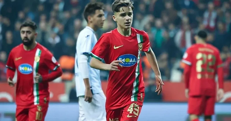 15 yaşında Amedspor forması giyen Enes Yılmaz kimdir?