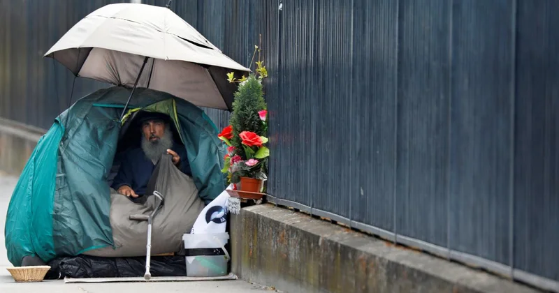 Rapor: Fransa da, yaklaşık 4,2 milyon kişi kötü barınma koşullarına sahip