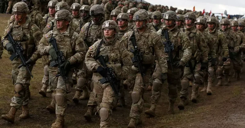 Putin e aba altından sopa! Burnunun dibine dev bir ordu gönderiyorlar