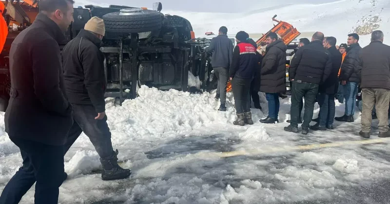 Tendürek Geçidi nde Kaza: 2 Ölü