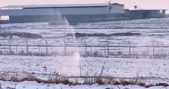 Karla kaplı arazide kaçak elektrikle sulama: Dicle Elektrik dronla tespit etti VİDEO İZLE