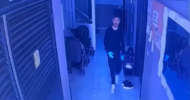 Antalya haberleri Böyle canilik görülmedi! 37 haftalık hamile eşini dizlerinden vurdu 03 Şubat 2026