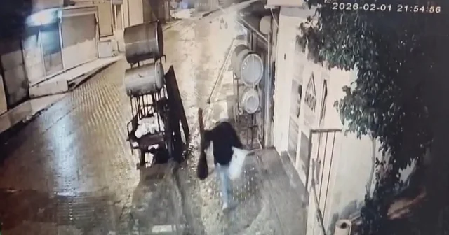 Şanlıurfa da 100 bin lirayı çalan şüpheli kameraya yansıdı Şanlıurfa Haberleri
