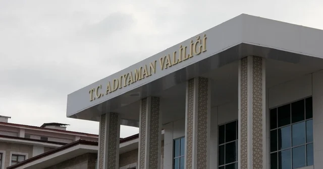 Adıyaman da depremin 3 üncü yıldönümünde eğitime 1 gün ara verildi Adıyaman Haberleri