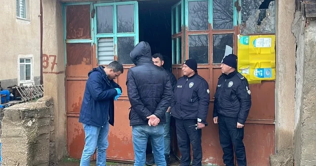 Karaman da bir kişi evinin deposunda silahla vurulmuş halde bulundu Karaman Haberleri