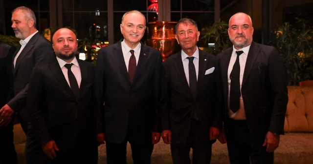 Başkan Özlü, iş dünyasının önemli isimleriyle bir araya geldi Düzce Haberleri