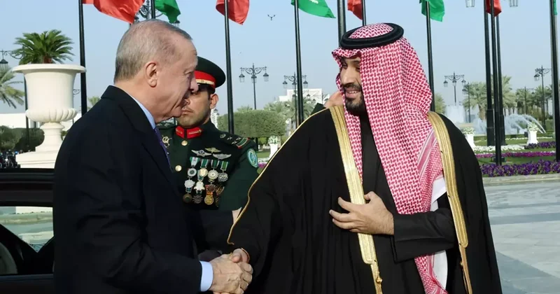 Türkiye ile Suudi Arabistan arasında 2 milyar dolarlık enerji anlaşması