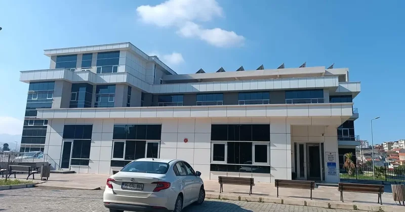 Bornova da Silahlı Saldırı: Genç Hayatını Kaybetti