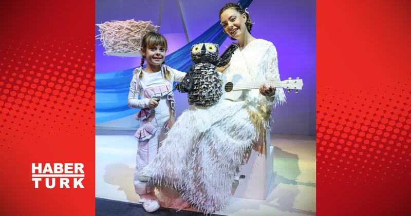 Vay! Dedi Baykuş da anne kız aynı sahnede