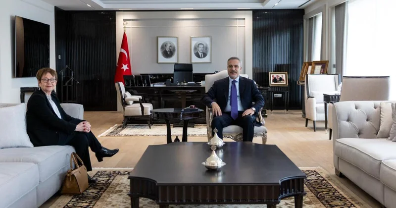 Bakan Fidan, Avrupa İmar ve Kalkınma Bankası Başkanı Renaud Basso yu kabul etti