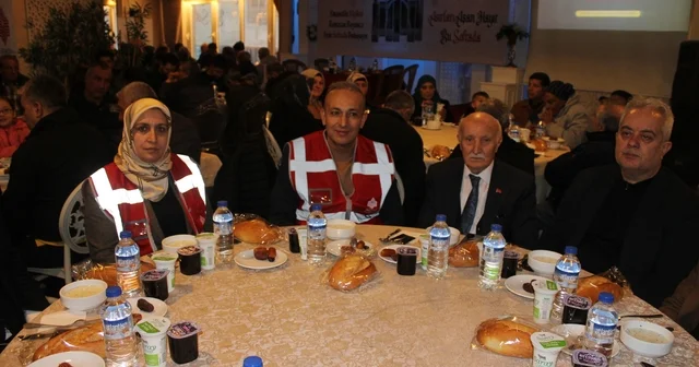 Kayseri Vakıflar Bölge Müdürlüğü nden her gün 2 bin 500 kişilik iftar yemeği Kayseri Haberleri