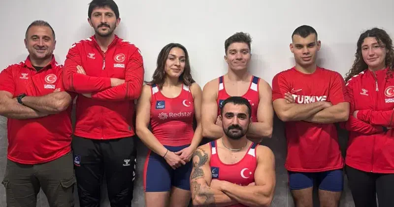 Bakan Bak’tan parakürek milli sporcular için tebrik mesajı