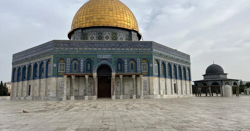 İsrail, İran ile savaş bahanesiyle Mescid i Aksa ve Harem i İbrahim i kapalı tutmaya devam ediyor