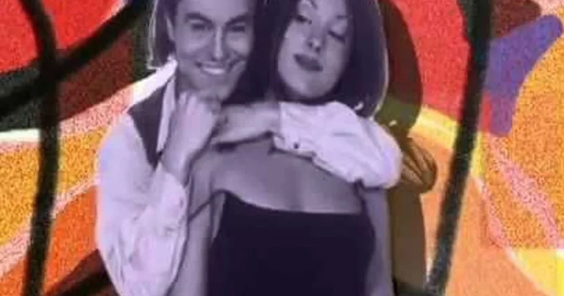 32 yıl sonra bir araya geldiler: Serdar Ortaç Karabiberim klibindeki partnerine aşıkmış Sözcü Gazetesi