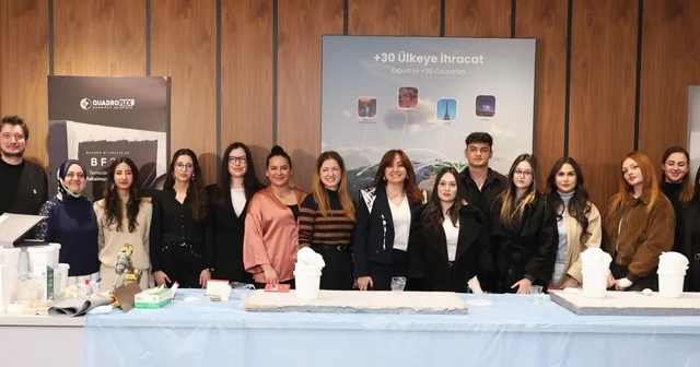 Girişimci adayı öğrenciler işi mutfağında öğreniyor Osmangazi Belediyesi üniversiteli öğrencileri üretimin kaynağına götürdü Girişimci adayı gençlere yol gösteren ziyaret Bursa Haberleri