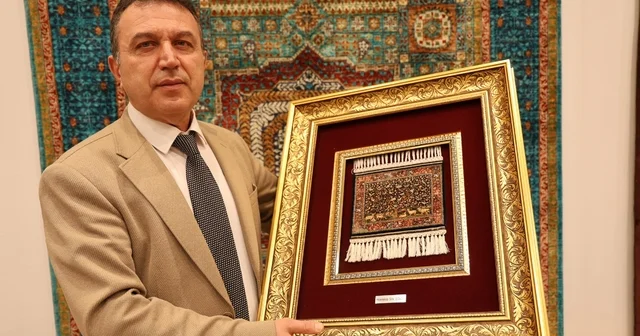 Dünyanın en küçüğü ama değer biçilemiyor 1 santiminde 2 bin 500 ilmek var 5 yılda yapıldı, Guinness e hazırlanıyor Nevşehir Haberleri