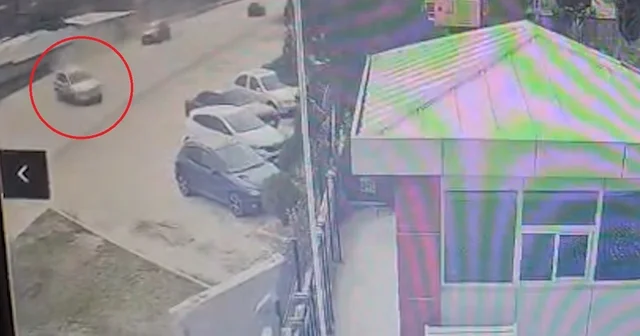 Trafikte korku dolu anlar kamerada: Otomobil böyle savruldu Kırıkkale Haberleri