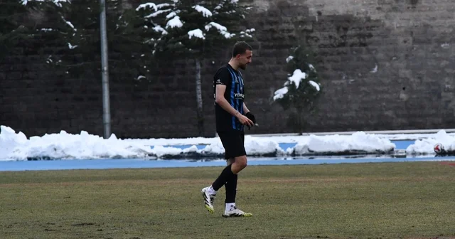 Utku Burak Kunduzcu kırmızı kart gördü Kayseri Haberleri