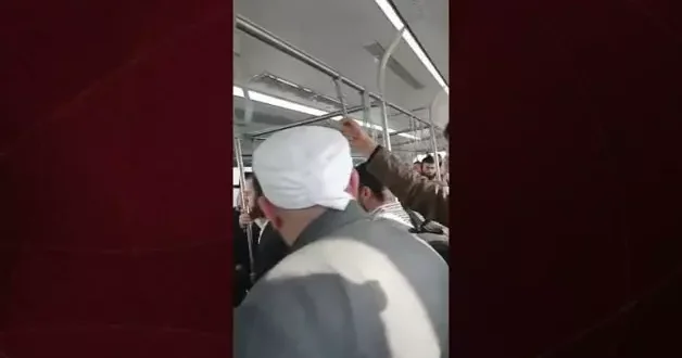 İsrailli yolcuları görünce sloganlar başladı: İstanbul da bir otobüste yaşandı!