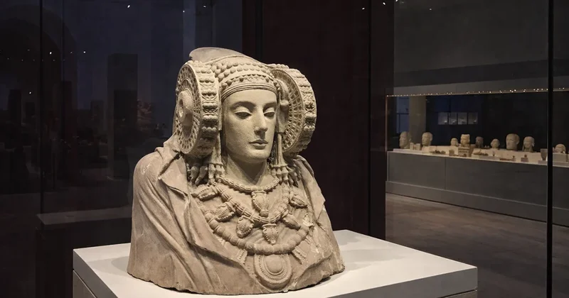 Sahte olduğu düşünülüyordu... 2 bin 400 yıllık gizemli heykel Sözcü Gazetesi