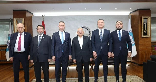 Başkan Büyükkılıç tan birlik mesajı: Büyükşehir de ziyaretçi rüzgarı Kayseri Haberleri