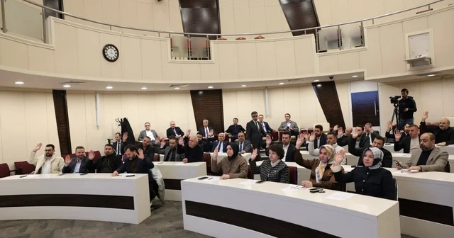 Başkan Çolakbayrakdar: Sosyal belediyecilikte örnek modeliz, en iyisini yapıyoruz Başkan Çolakbayrakdar dan gönüllere dokunan örnek dayanışma çağrısı Kayseri Haberleri