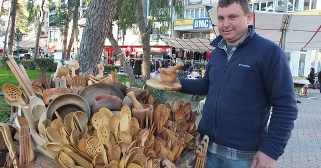 Burhaniye de zeytin odunları mutfak gereci oldu Balıkesir Haberleri