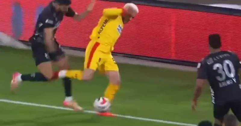 Maç tartışmalı pozisyonla başladı! Galatasaray penaltı kazandı