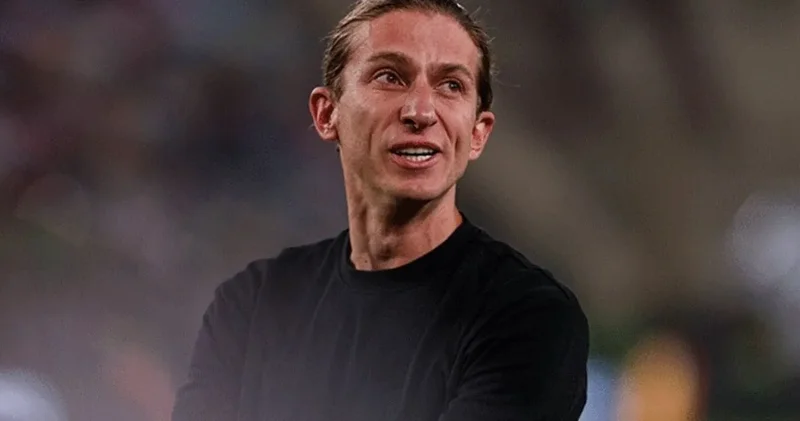 3 ay önce 2 kupa kaldırdı 8 0 kazandıkları maçtan sonra da kovuldu: Taraftar şok oldu