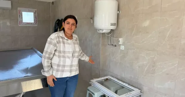 Adana haberleri Duyan kulaklarına inanamıyor: Pencereyi söküp gasilhaneden kefen çaldılar 03 Mart 2026