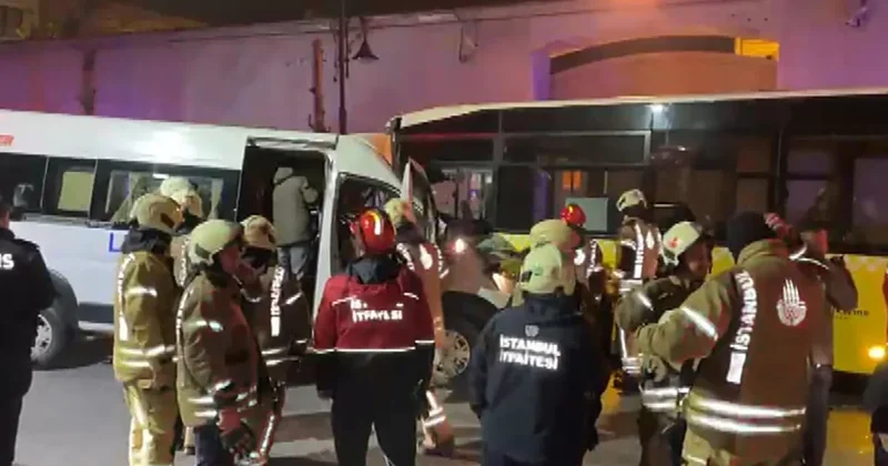Beşiktaş ta İETT otobüsü servis minibüsü ile çarpıştı; trafik akışı durdu