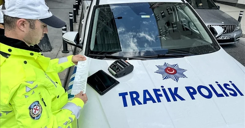 Yeni trafik cezaları yürürlükte: Kuralları ihlal edenlere 460 bin TL’ye kadar ceza kesildi Sözcü Gazetesi