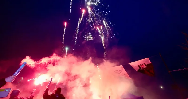 Beşiktaş ta 123. kuruluş yılı coşkusu Sözcü Gazetesi