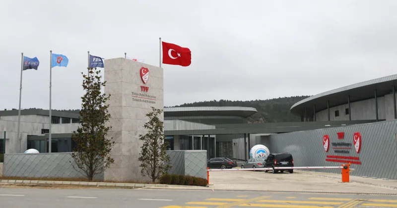 Beşiktaş, Fenerbahçe ve Galatasaray PFDK ya sevk edildi! Galatasaray Haberleri