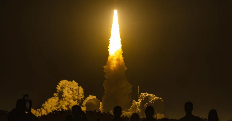 Kritik aşama geçildi: Artemis, Ay ın uzak tarafına yaklaşıyor