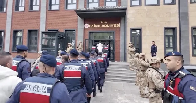 Çanakkale de suç örgütü çökertildi: 19 kişi yakalandı Suç örgütüne yönelik operasyonda 2 milyar 800 milyon TL lik mal varlığına el konuldu Çanakkale Haberleri