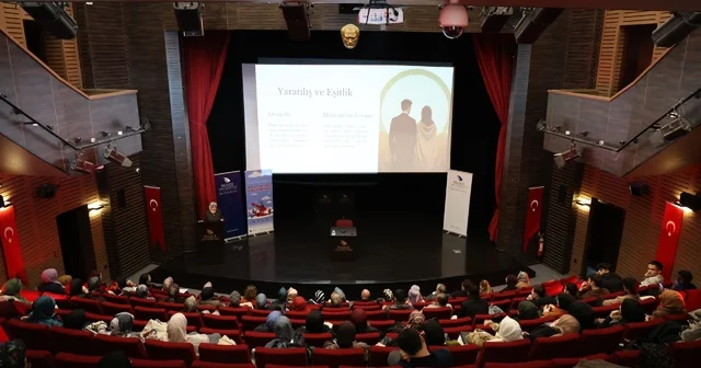 Dünyayı imar görevinde kadın konferansı düzenlendi Düzce Haberleri