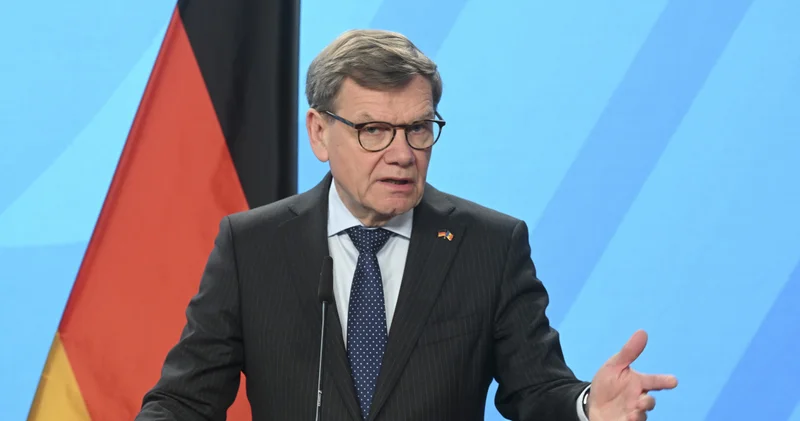 Almanya Dışişleri Bakanı, Trump ın NATO ya ilişkin sözlerinden endişe duyduğunu belirtti Dış Haberler