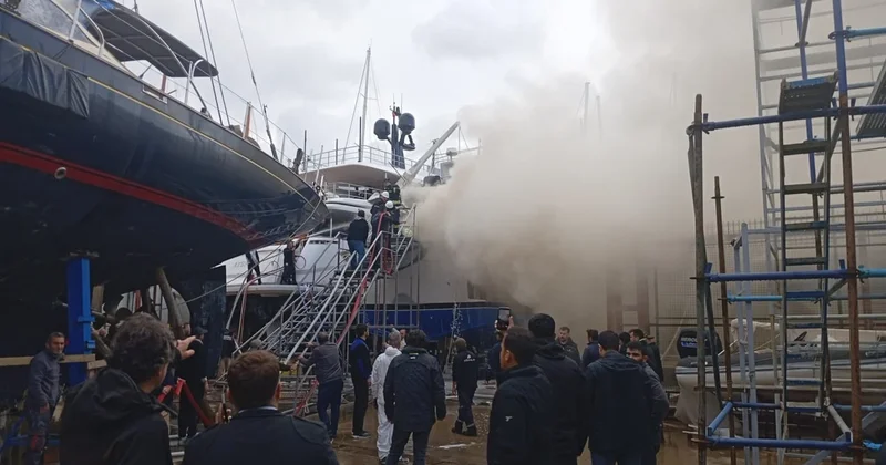 Ünlü iş insanının lüks yatında yangın çıktı Sözcü Gazetesi