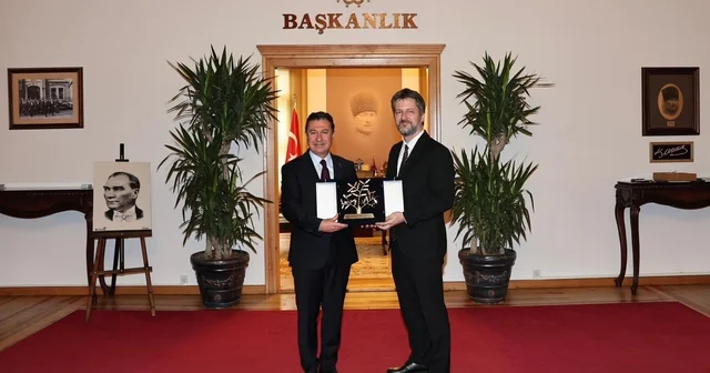 Macaristan ın Ankara Büyükelçisi Matis, Muğla Büyükşehir Belediye Başkanı Aras ı ziyaret etti Muğla Haberleri