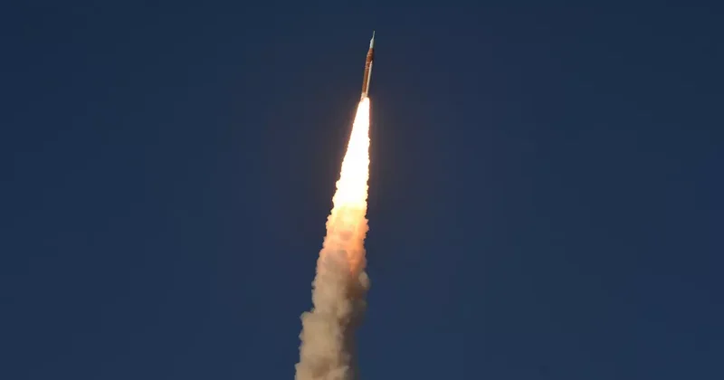 Artemis II de tuvalet krizi sonrası ikinci kriz! Astronot düzeltilmesi için Dünya dan yardım istedi: Ne olduğuna inanamayacaksınız