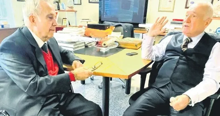 YAVUZ DONAT Dersimiz ‘belediye yönetimi’