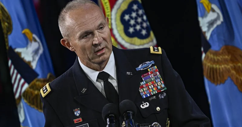 ABD de Kara Kuvvetleri Komutanının yanı sıra iki generalin görevden alındığı iddia edildi