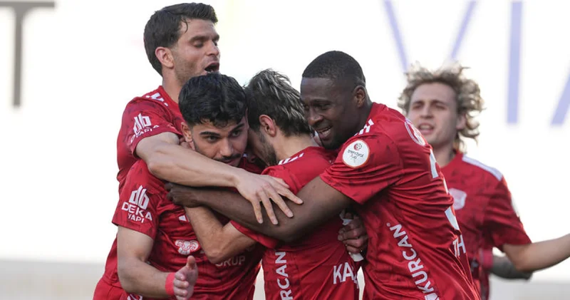 Pendikspor: 4 Hatayspor: 1 MAÇ SONUCU Futbol Haberleri