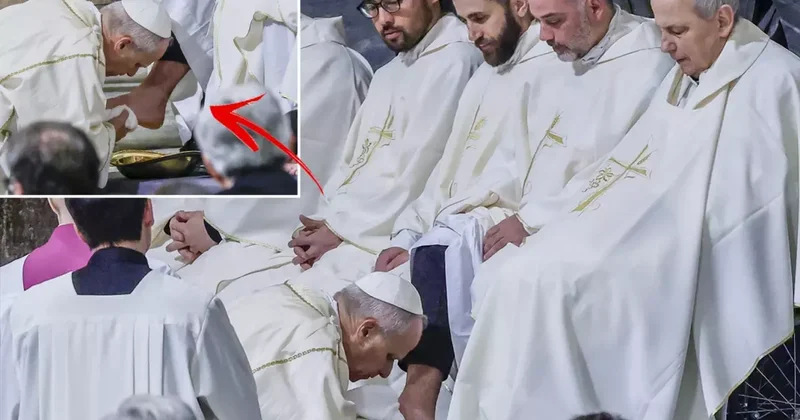 Papa Leo, 12 rahibin ayaklarını yıkadı, kuruladı ve öptü