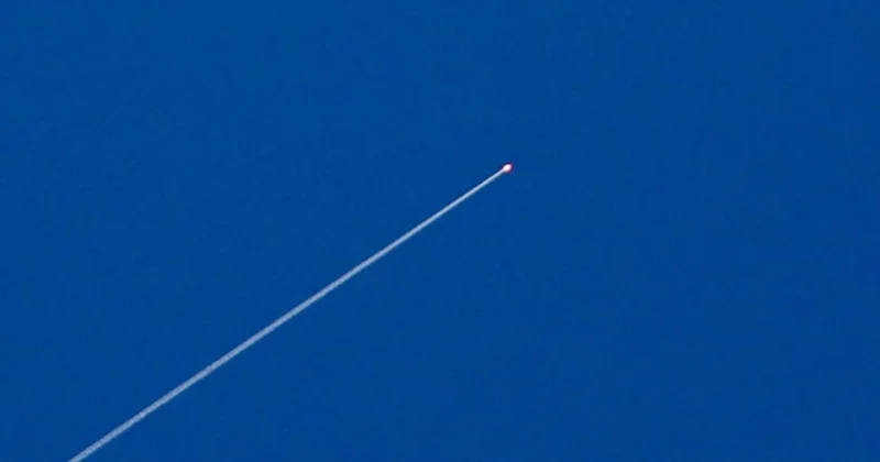 İran: BAE de Amerikalı savaş pilotlarının ve mühendislerin toplandığı nokta balistik füzelerle vuruldu